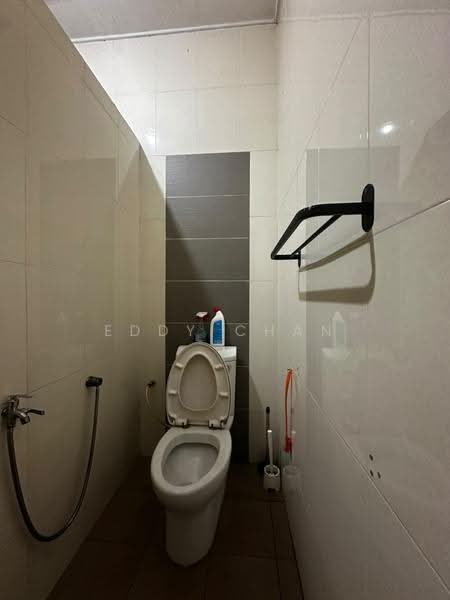 Rumah Teres 1-Tingkat untuk Dijual di Taman Ungku Tun Aminah (Skudai) - Eddy Chan - Bathroom - PropertyGuru.com.my
