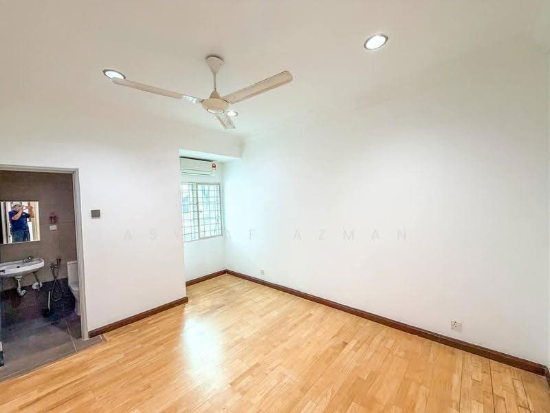 Rumah Berkembar untuk Dijual di Alam Damai (Cheras) - Asyraf Azman - Bathroom - PropertyGuru.com.my
