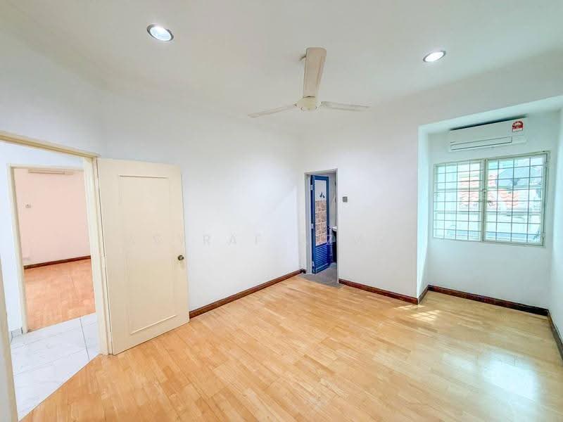 Rumah Berkembar untuk Dijual di Alam Damai (Cheras) - Asyraf Azman - Interior - PropertyGuru.com.my