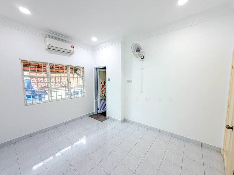 Rumah Berkembar untuk Dijual di Alam Damai (Cheras) - Asyraf Azman - Interior - PropertyGuru.com.my