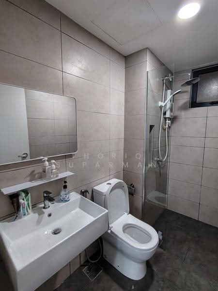 Kondominium untuk Disewa di M Adora - Thoriq Suparman - Bathroom - PropertyGuru.com.my