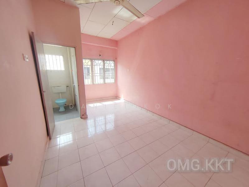 2-storey Terraced House for Sale in Kampung Batu Belah (Klang) - Daniel Kok - Bathroom - PropertyGuru.com.my