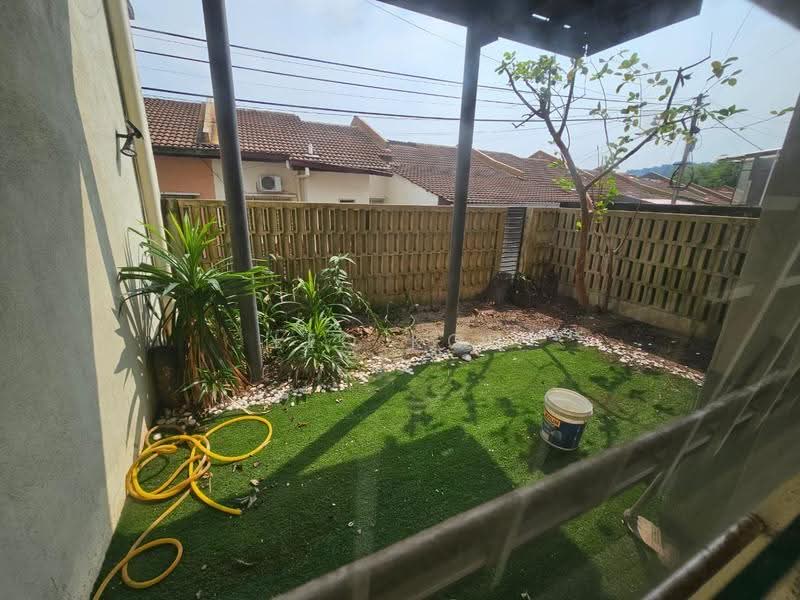 Rumah Teres 2-Tingkat untuk Dijual di Bandar Putra Permai (Seri Kembangan) - Leo Koh - Garden - PropertyGuru.com.my