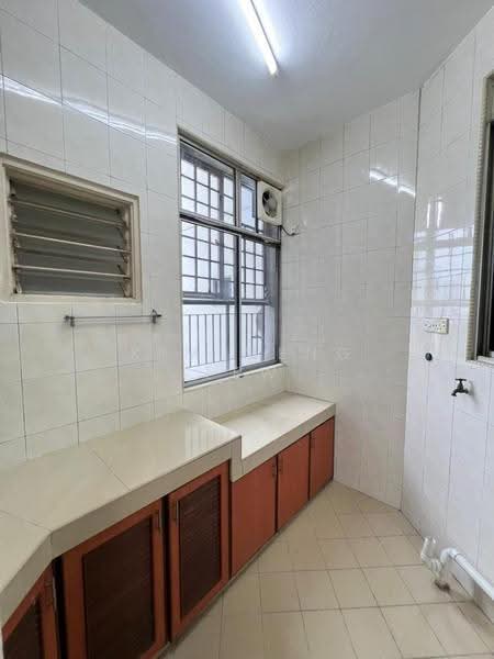 Kondominium untuk Dijual di Menara Menjalara - Kim Meng Lew - Kitchen - PropertyGuru.com.my