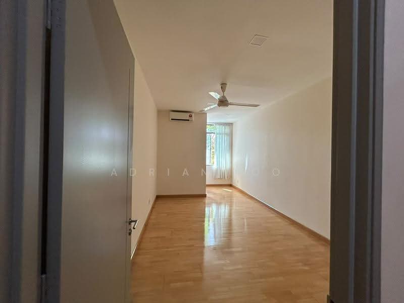 Rumah Teres 3-Tingkat untuk Dijual di D'Island (Puchong) - Adrian Loo - Living Room - PropertyGuru.com.my