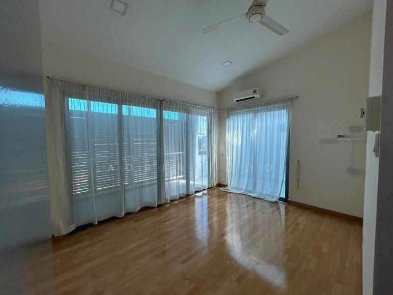 Rumah Teres 3-Tingkat untuk Dijual di D'Island (Puchong) - Adrian Loo - Living Room - PropertyGuru.com.my