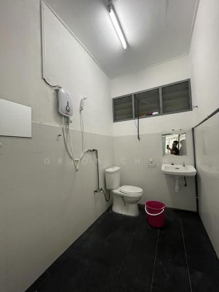 Rumah Teres 2-Tingkat untuk Disewa di Sea Park (Petaling Jaya) - Orion Chan - Bathroom - PropertyGuru.com.my