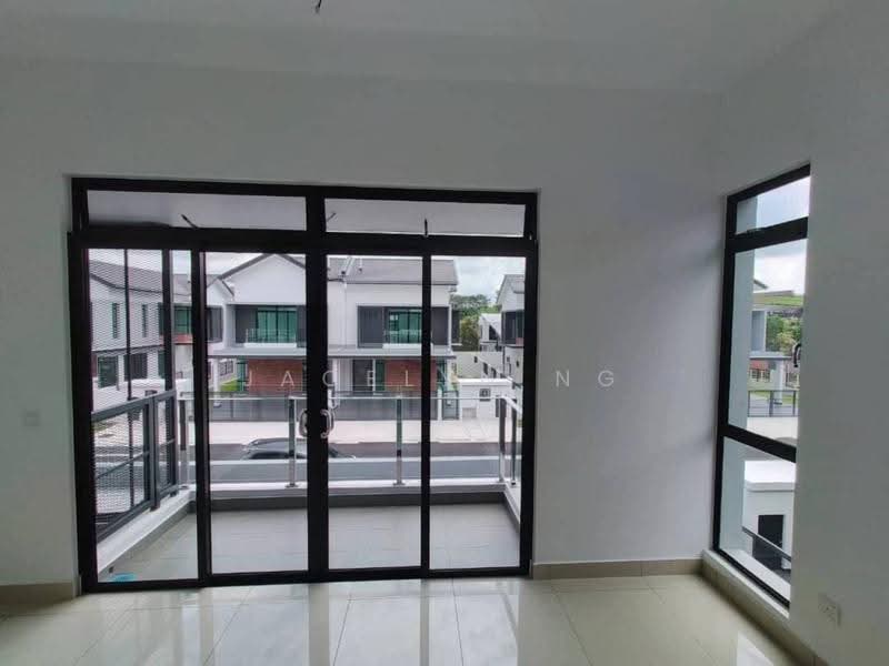 Cluster House for Sale in Iskandar Puteri (Nusajaya) (Johor) - Jacelyn Ng - Balcony - PropertyGuru.com.my