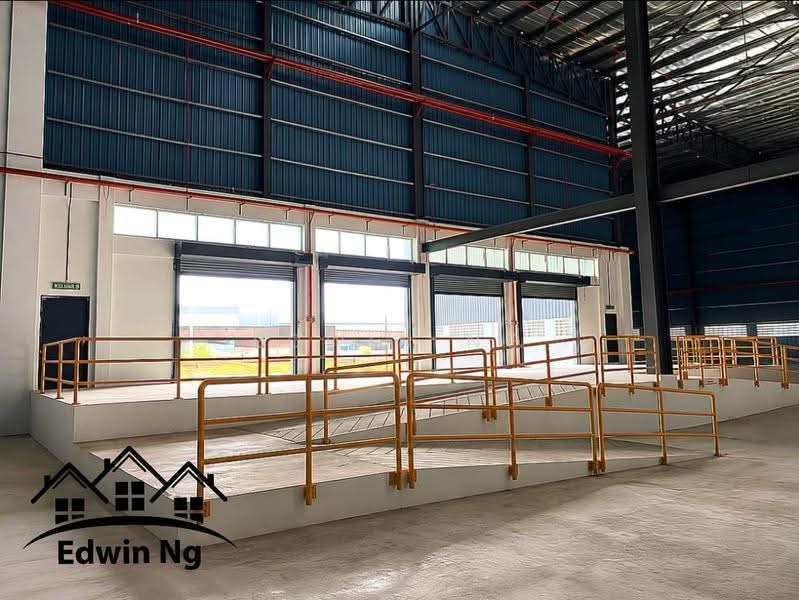 Factory for Rent in Padang Meha Industrial Park (Padang Meha) - Edwin Ng - Entrance - PropertyGuru.com.my