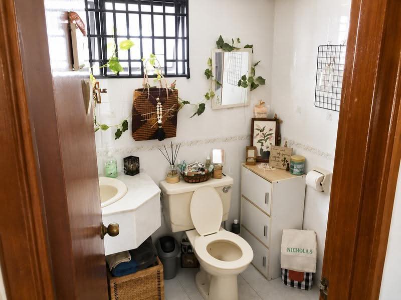 Kondominium untuk Dijual di Seaview Garden - Sunny Lai - Bathroom - PropertyGuru.com.my
