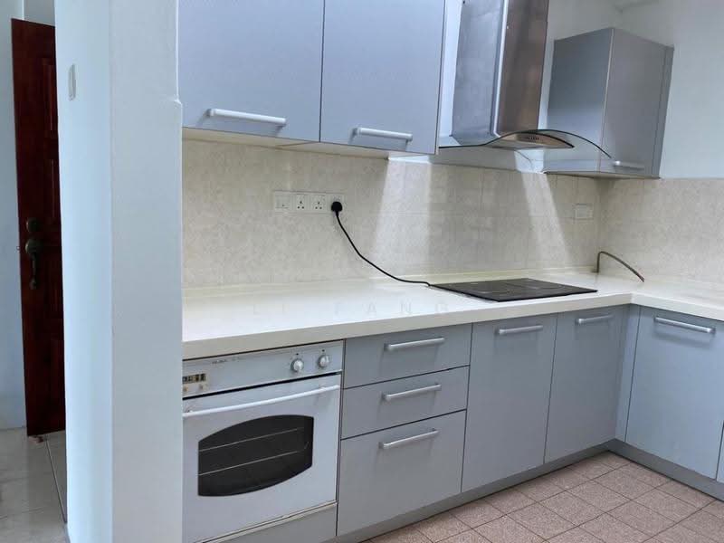Pangsapuri untuk Dijual di Krystal Suria - Li Fang - Kitchen - PropertyGuru.com.my