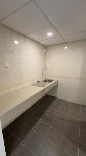 Kedai untuk Disewa di Bandar Puteri Puchong (Puchong) - Vincent Lee - Kitchen - PropertyGuru.com.my