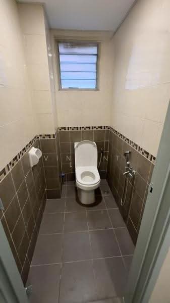 Kedai untuk Disewa di Bandar Puteri Puchong (Puchong) - Vincent Lee - Bathroom - PropertyGuru.com.my