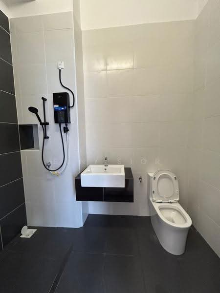 Cluster House for Rent in Eco Botanic 2 (Iskandar Puteri (Nusajaya)) - Suny Sior - Bathroom - PropertyGuru.com.my