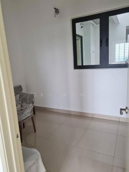 Condominium for Sale at Skyvilla @ D'Island - Sky Wong - Interior - PropertyGuru.com.my