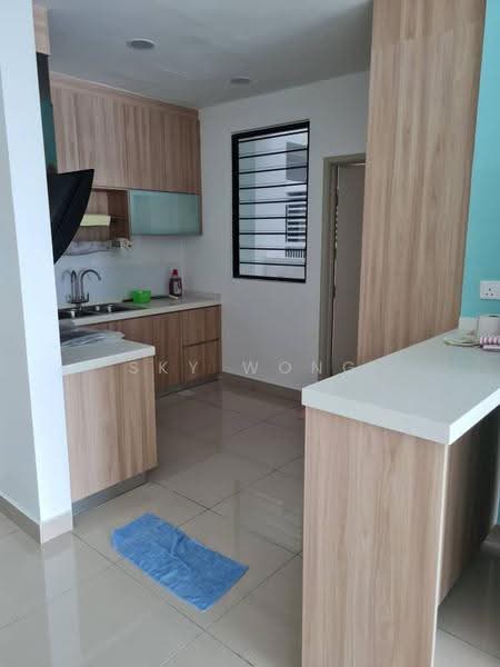 Condominium for Sale at Skyvilla @ D'Island - Sky Wong - Kitchen - PropertyGuru.com.my