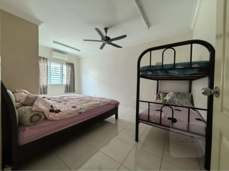 2.5-storey Terraced House for Sale in Kampung Batu Belah (Klang) - Daniel Kok - Bedroom - PropertyGuru.com.my