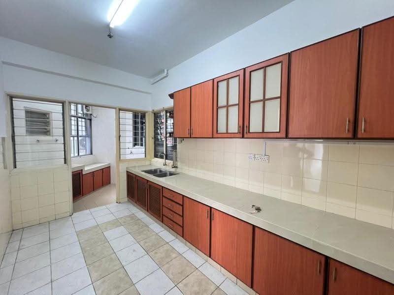 Kondominium untuk Dijual di Menara Menjalara - Eliz Chan - Kitchen - PropertyGuru.com.my