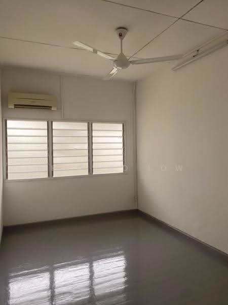 Shop / Office untuk Disewa di Island Park (Jelutong) - Desmond Low - PropertyGuru.com.my