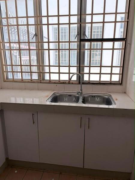 Condominium for Sale at Villa Wangsamas - Doc Hazim - Kitchen - PropertyGuru.com.my