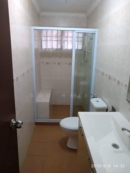 Condominium for Sale at Villa Wangsamas - Doc Hazim - Bathroom - PropertyGuru.com.my