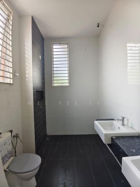 Terraced House for Rent in Taman Jasa Intan (Bukit Mertajam) - Mei Yee Lee - Bathroom - PropertyGuru.com.my