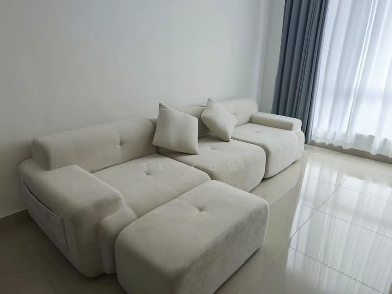 Service Residence for Sale at Baron Residence @ Lake City - SK Kow - Living Room - PropertyGuru.com.my