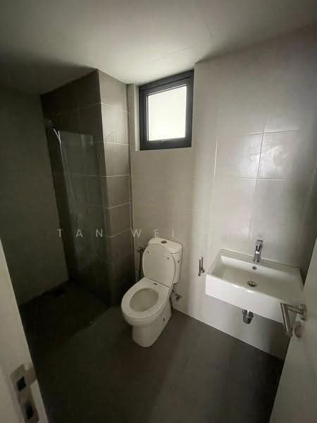 Kediaman Servis untuk Disewa di Aster Hill - Tan Wei Han - Bathroom - PropertyGuru.com.my