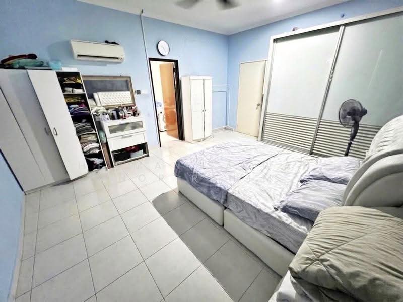 Rumah Teres 2-Tingkat untuk Dijual di Taman Bangi Avenue (Bangi) - Herman Sazwan Nor Rahim - Bedroom - PropertyGuru.com.my
