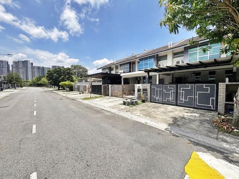 Rumah Teres 2-Tingkat untuk Dijual di Taman Bangi Avenue (Bangi) - Herman Sazwan Nor Rahim - Exterior - PropertyGuru.com.my