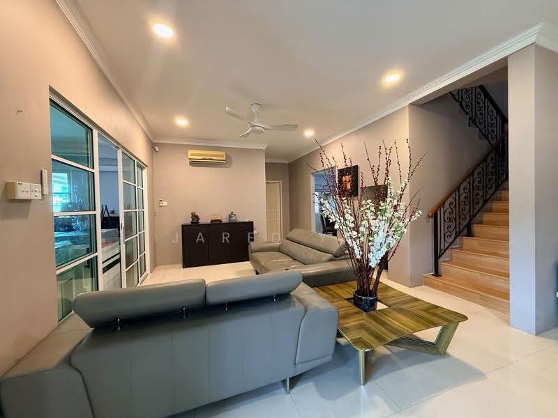 Semi-Detached House for Sale in Green Heights (Kuching) - Jared Yii - Living Room - PropertyGuru.com.my
