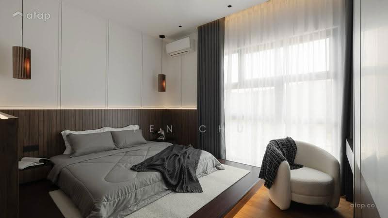 Kediaman Servis untuk Dijual di Causewayz Square @ JBCC - Yen Chu - Bedroom - PropertyGuru.com.my