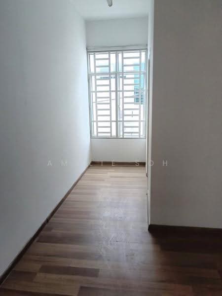 2-storey Terraced House for Rent in Batu Maung (Penang) - Amelie Soh - Interior - PropertyGuru.com.my