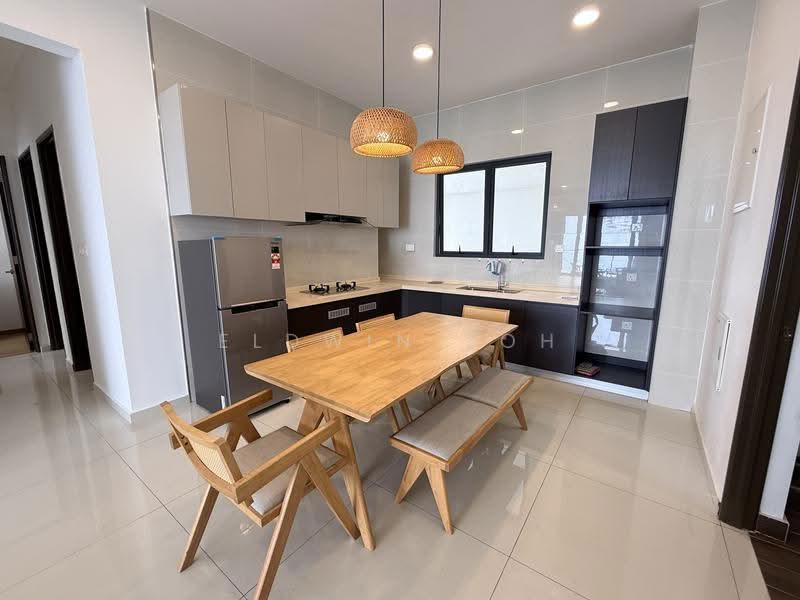 Kondominium untuk Disewa di Kings Bay @ Country Garden Danga Bay - Eldwin Soh - Kitchen - PropertyGuru.com.my