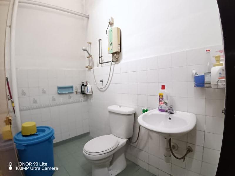 Terraced House for Sale in Taman Bayu Perdana (Klang) - Teresa Teng - Bathroom - PropertyGuru.com.my