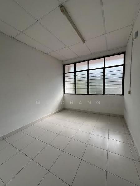 Rumah Teres 2-Tingkat untuk Dijual di Teluk Kumbar (Bayan Lepas) - Ms Chang - PropertyGuru.com.my