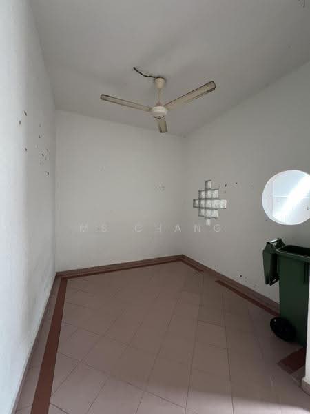 Rumah Teres 2-Tingkat untuk Dijual di Teluk Kumbar (Bayan Lepas) - Ms Chang - PropertyGuru.com.my