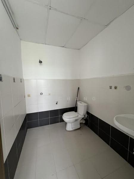 Rumah Teres 2-Tingkat untuk Dijual di Teluk Kumbar (Bayan Lepas) - Ms Chang - PropertyGuru.com.my