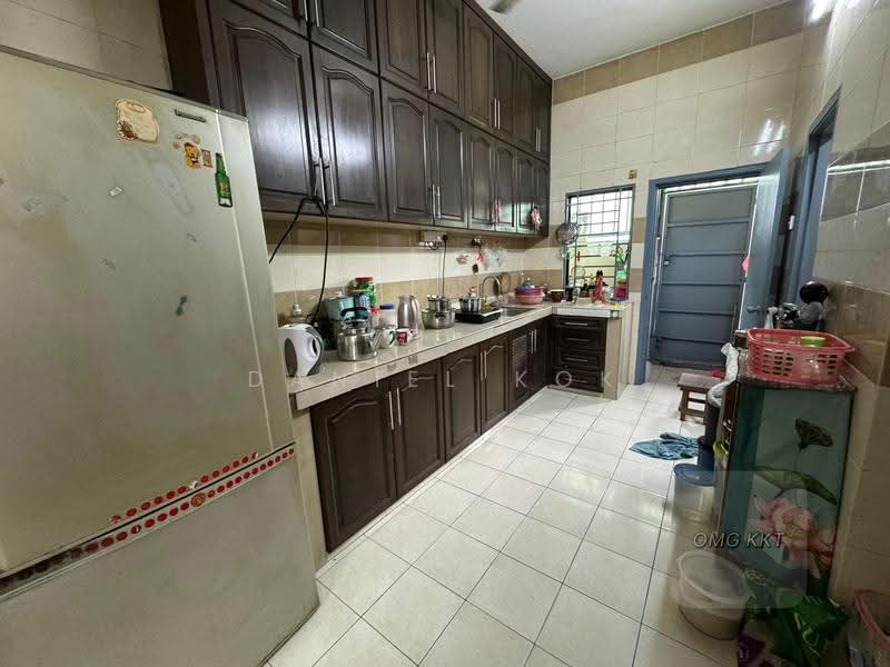 2-storey Terraced House for Sale in Kampung Batu Belah (Klang) - Daniel Kok - Kitchen - PropertyGuru.com.my