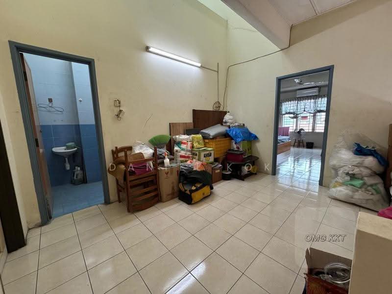 2-storey Terraced House for Sale in Kampung Batu Belah (Klang) - Daniel Kok - Bathroom - PropertyGuru.com.my
