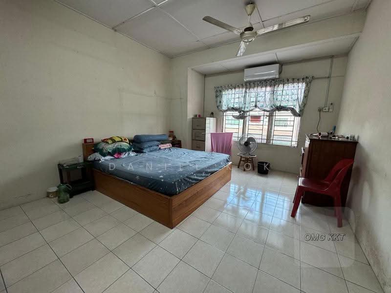 2-storey Terraced House for Sale in Kampung Batu Belah (Klang) - Daniel Kok - Bedroom - PropertyGuru.com.my
