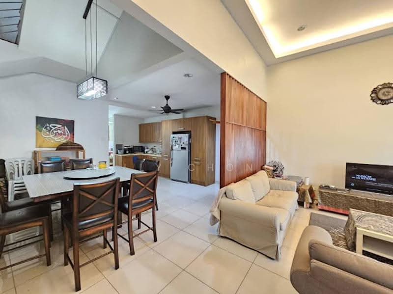 2.5-storey Terraced House for Sale in Taman Oasis (Cheras) - Elly Chong - Dining Room - PropertyGuru.com.my