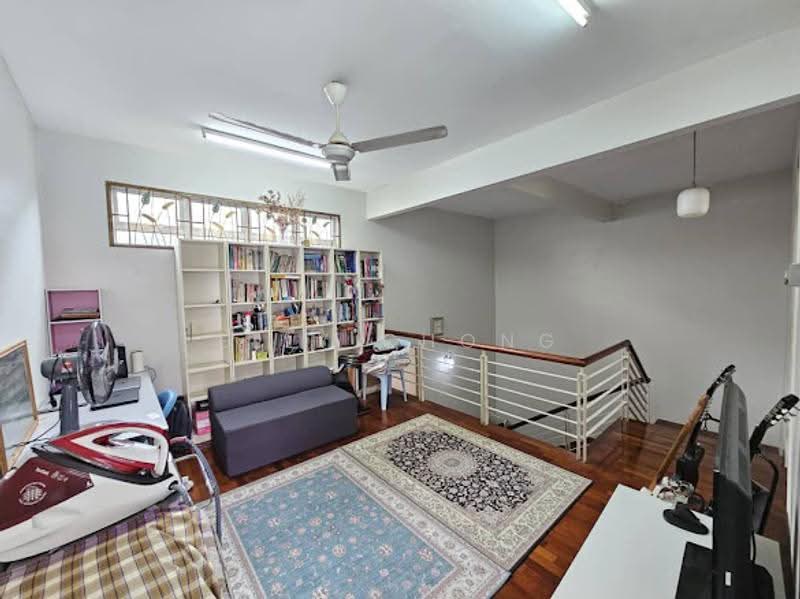 2.5-storey Terraced House for Sale in Taman Oasis (Cheras) - Elly Chong - Living Room - PropertyGuru.com.my