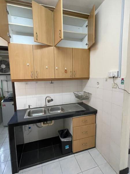 Kondominium untuk Disewa di Vista Tasik - Olivia Ng - Kitchen - PropertyGuru.com.my