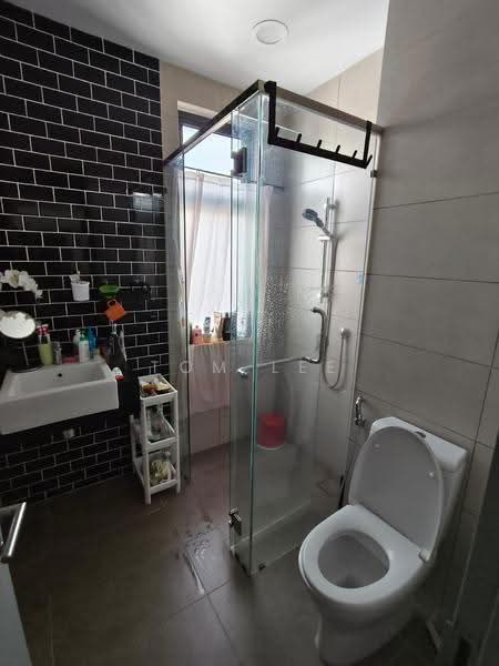 Service Residence for Sale at Union Suites - Tom Lee - Bathroom - PropertyGuru.com.my