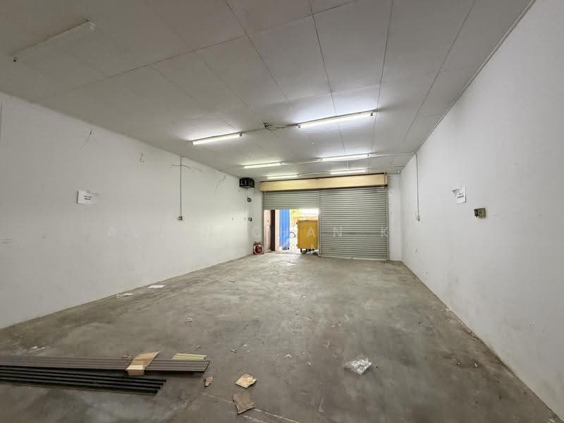 Shop / Office untuk Disewa di Johor Bahru (Johor) - Alvin Chan Kai Boon - Interior - PropertyGuru.com.my