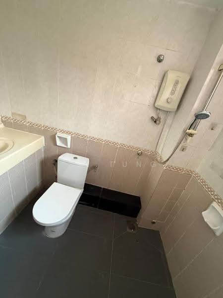 Rumah Teres 2-Tingkat untuk Disewa di Bandar Damai Perdana (Cheras) - Sia Tung - Bathroom - PropertyGuru.com.my