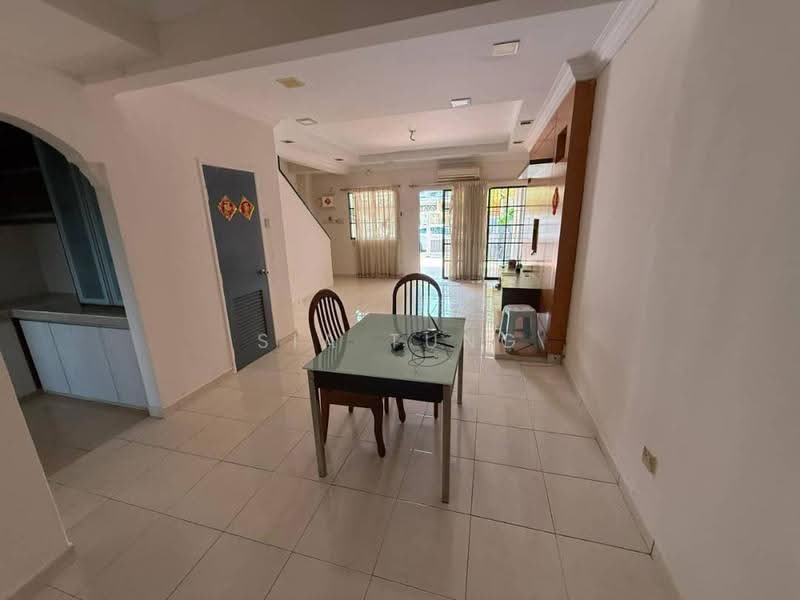 Rumah Teres 2-Tingkat untuk Disewa di Bandar Damai Perdana (Cheras) - Sia Tung - Dining Room - PropertyGuru.com.my