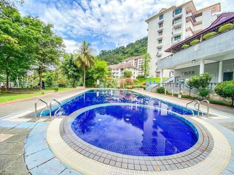 Pangsapuri untuk Disewa di Desa View Towers - Mac Chia - Exterior - PropertyGuru.com.my