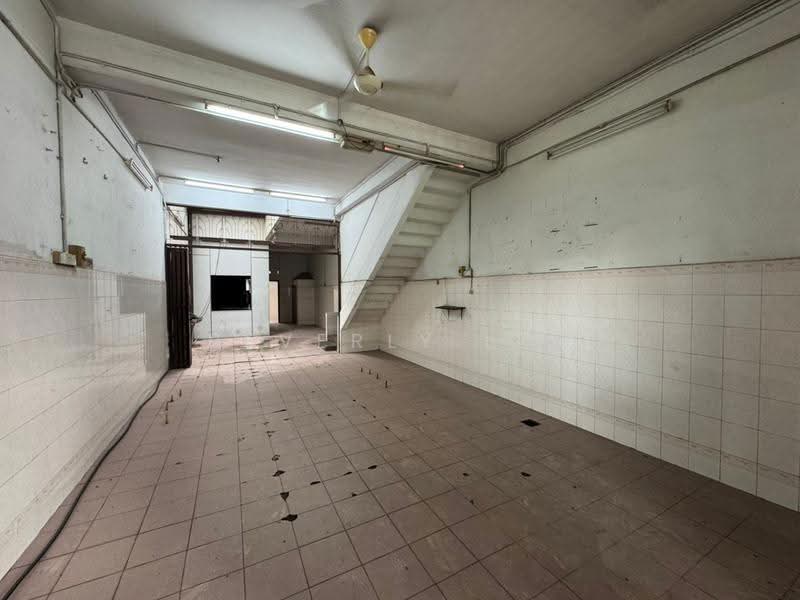 Shop for Sale in Taman Padang Tembak (Ayer Itam) - Beverly Lim - Interior - PropertyGuru.com.my